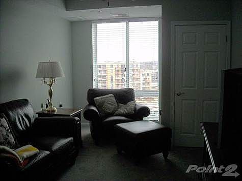 6600 Lyndale #800 008