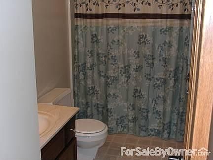 Master Bathroom/Tub and Shower