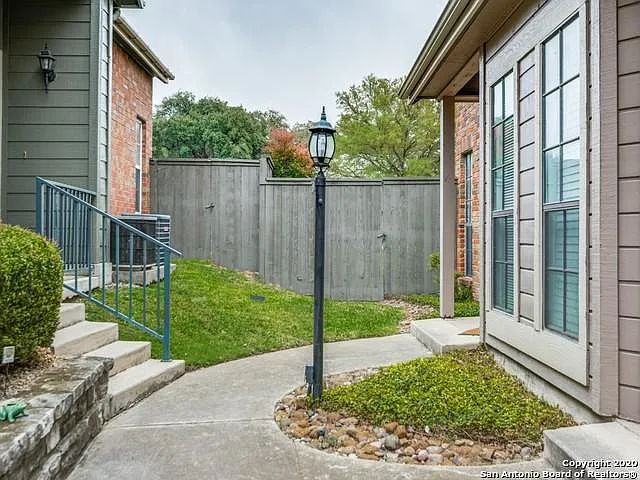 Building Photo - 165 Chapel Hill Cir