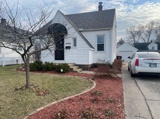 1408 W Circle Rd, Peoria, IL 61604