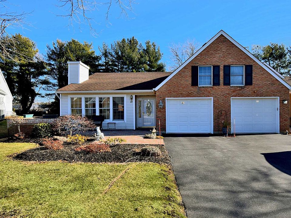 1st image of 27 Standish Dr