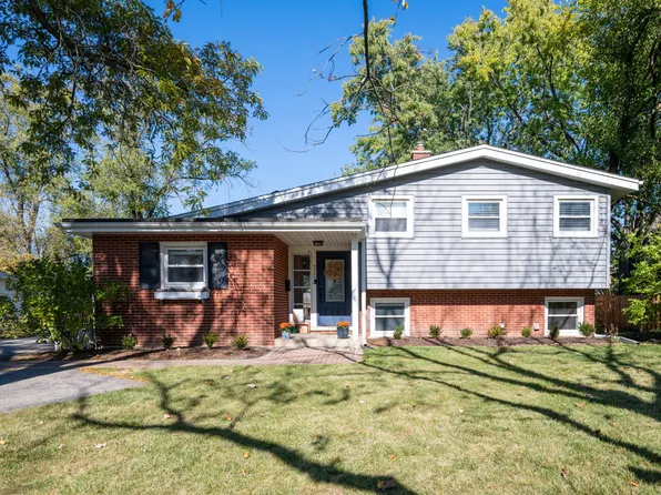 950 Brookside Ln, Deerfield, IL 60015