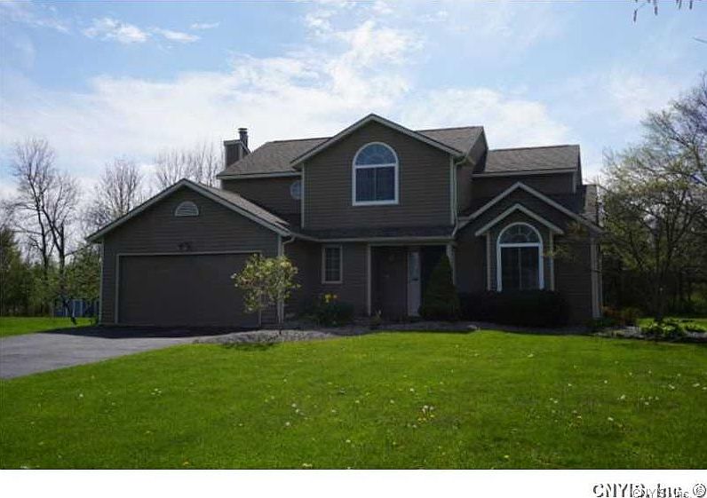 1st image of 3186 Olive Dr