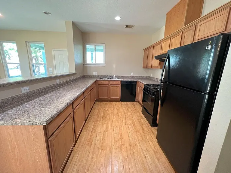 5030 Marietta Ln — Photo 19