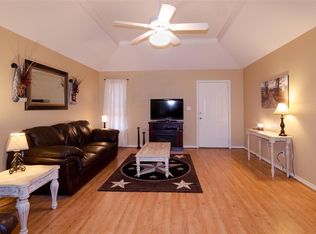 6090 Travis, Lumberton, TX 77657