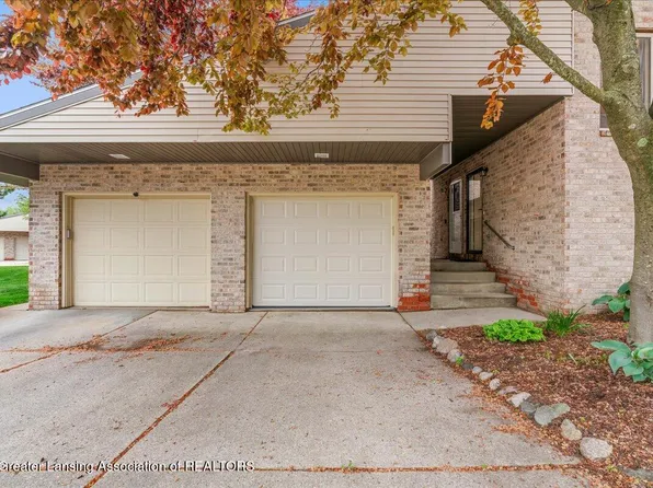 3703 Taos Cir Unit 33, Okemos, MI 48864