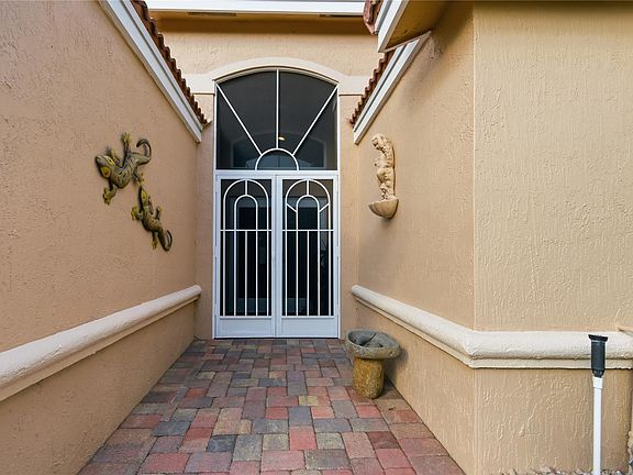 5th image of 6755 Viale Elizabeth