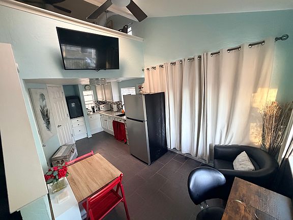 2nd image of 406 Monique Way