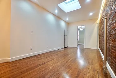 Rented by Aron Fried, LREB