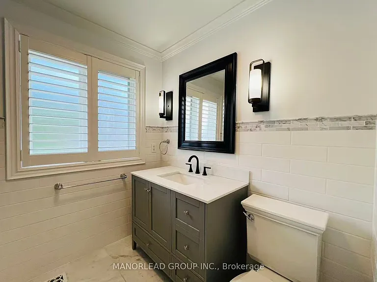 10 Greenyards Dr — Photo 30
