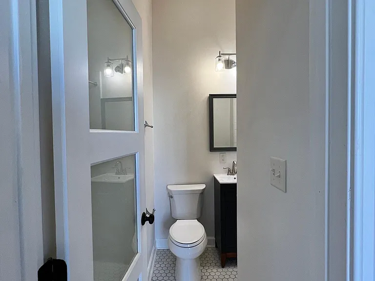 904 Scott St #1 — Photo 43