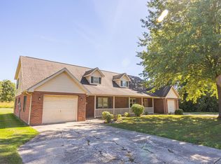 10868 Oak Blvd, Lawrenceville, IL 62439