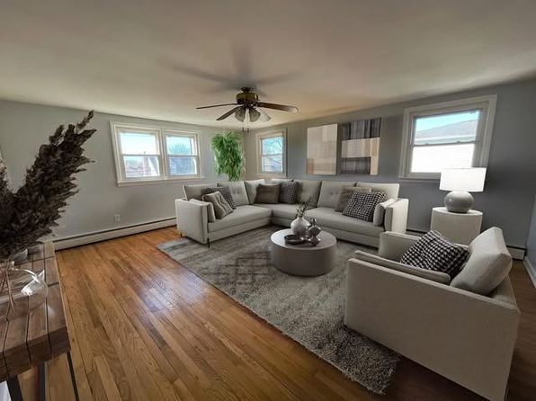 (undisclosed Address)