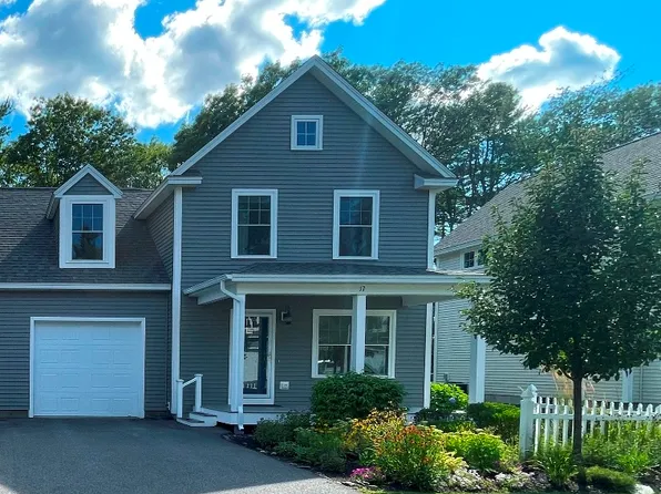 17 Webhannet Pl, Kennebunk, ME 04043