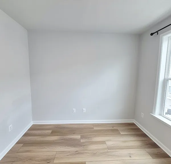 648 Brookwood Glen Ter #B — Photo 14