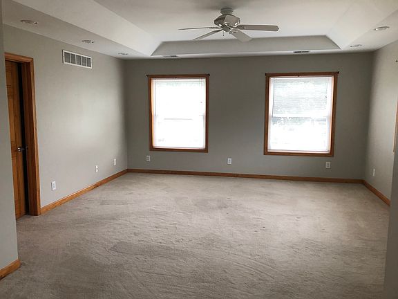 5th image of 29001 Rosslyn Ave