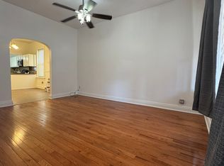 2438 W Diversey Ave #1, Chicago, IL 60647