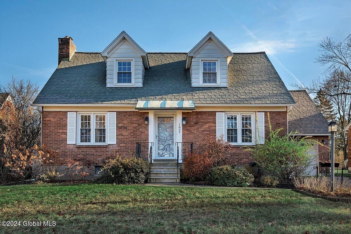 1st image of 1827 Randolph Road