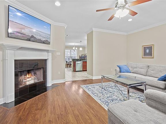 3rd image of 126 Inspiration Ln