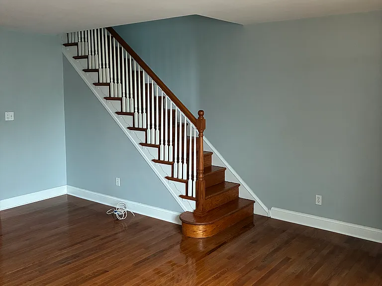 3451 Ainslie St — Photo 3