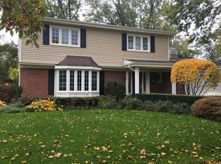903 W Sigwalt St, Arlington Heights, IL