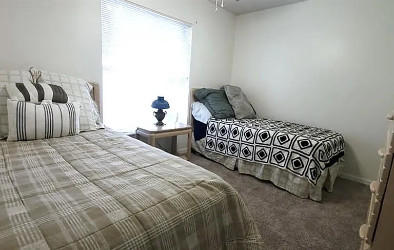 2534 N Brentwood Cir — Photo 15