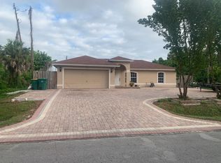 338 Porter St, Naples, FL 34113