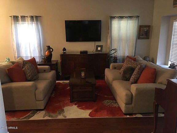5th image of 1042 N Saint Elena St