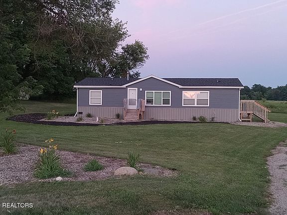5th image of 2331 S Michigan Rd