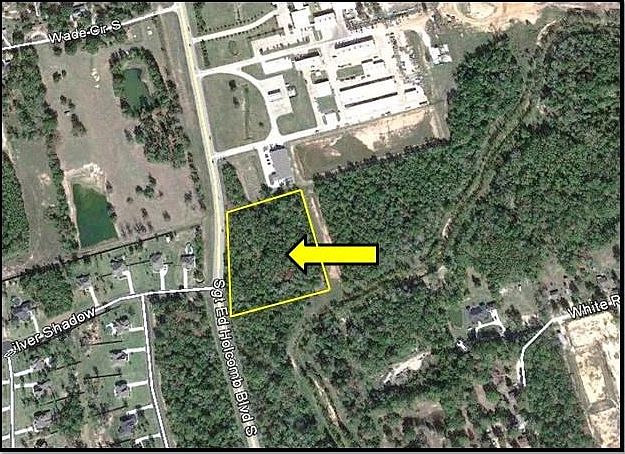 1st image of 407 Sgt Ed Holcomb Blvd S