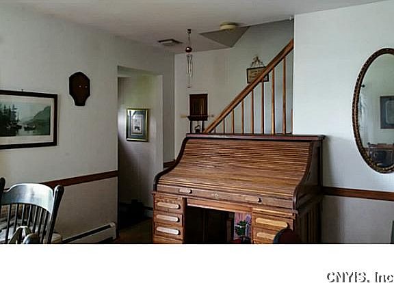 3rd image of 85 W Main St