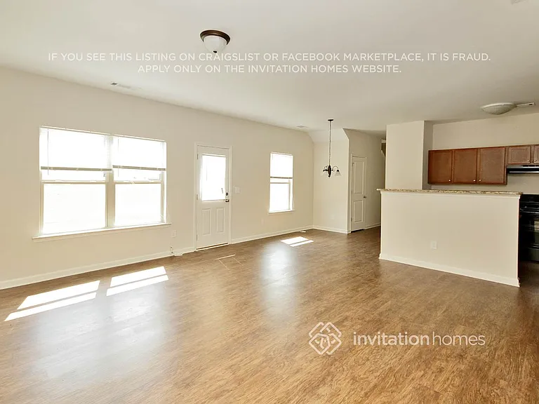 4325 Ewing Farm Ct — Photo 3