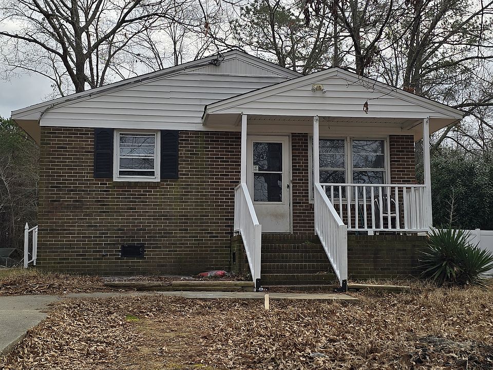 1st image of 202 Fairlane Dr