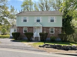 54 River St, Billerica, MA 01821