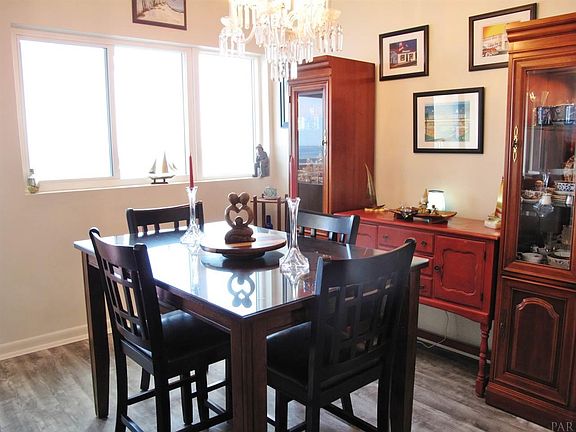 5th image of 825 Bayshore Dr APT 300