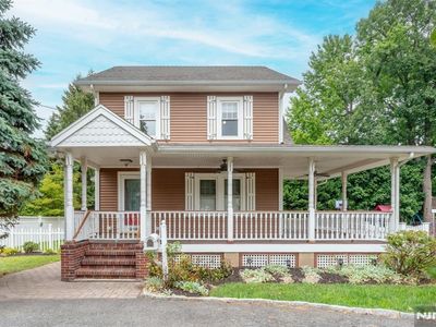 388 S Prospect Ave, Bergenfield, NJ, 07621