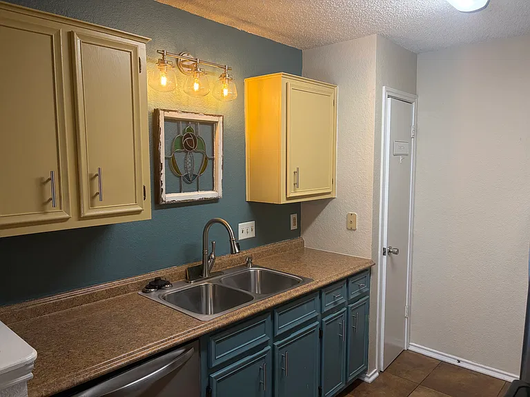 5121 Colonel Travis St — Photo 29