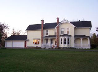 850 S Pleasant Valley Rd, Milford, MI 48380