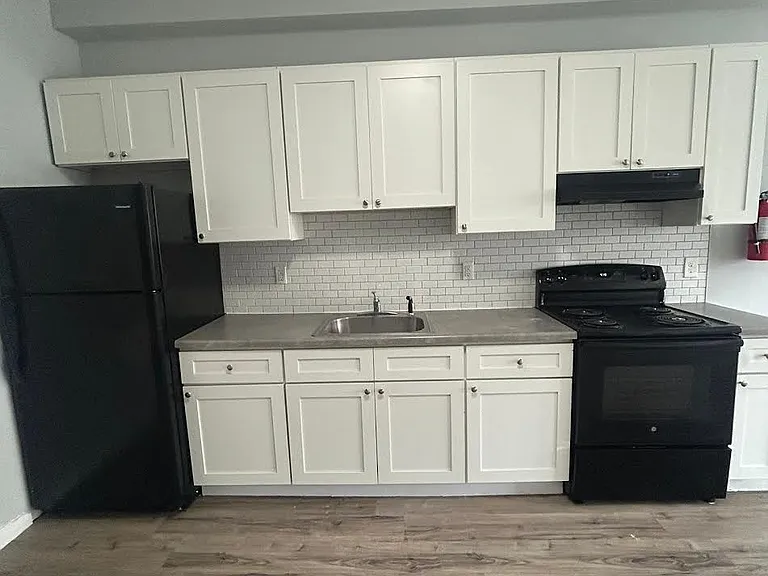 146 Hamilton Ave — Photo 7