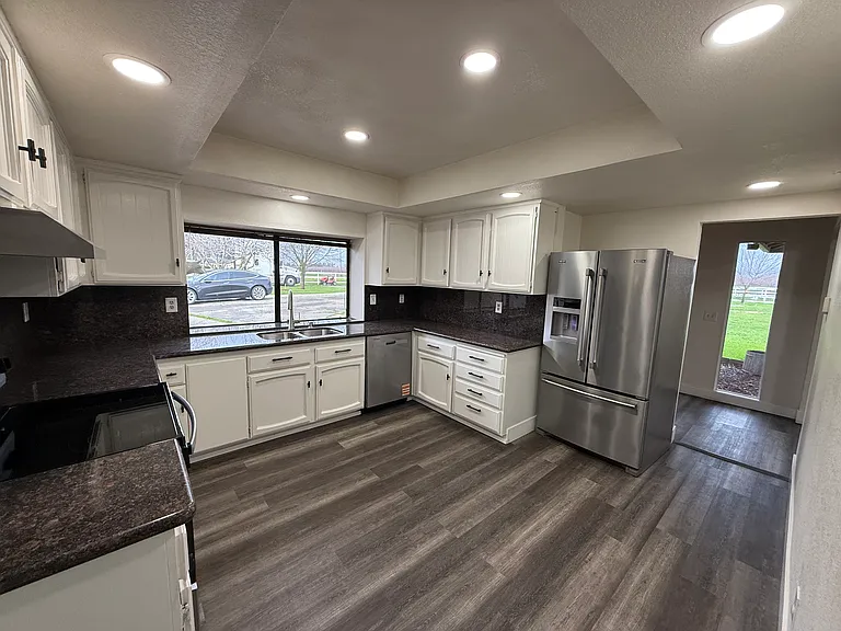 9555 Baseline Rd — Photo 4