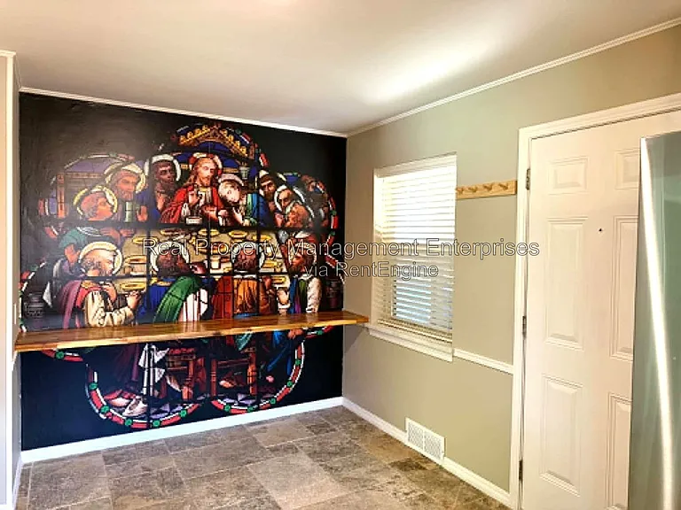 2301 N Warren Ave — Photo 19