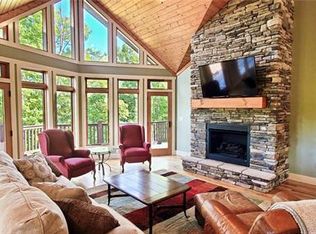 1363 Round Mountain Pkwy, Lenoir, NC 28645