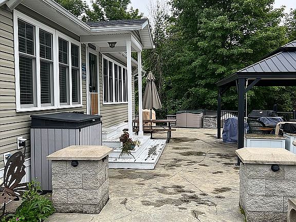 4th image of this home