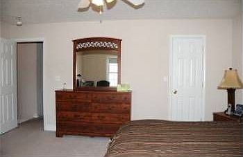 3rd image of 739 Wyndhurst Dr
