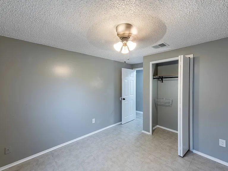 2586 Spring Lake Rd W — Photo 14