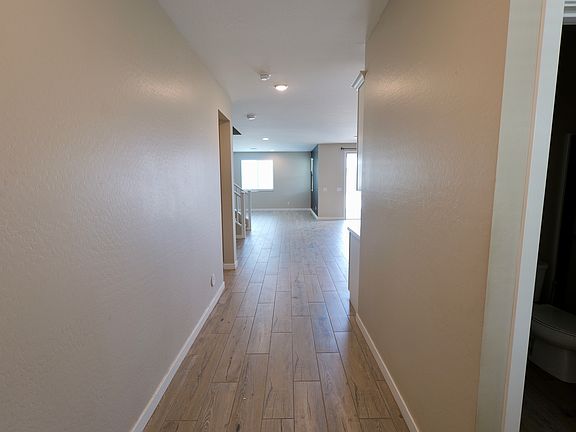 5th image of 26983 N 168th Ct