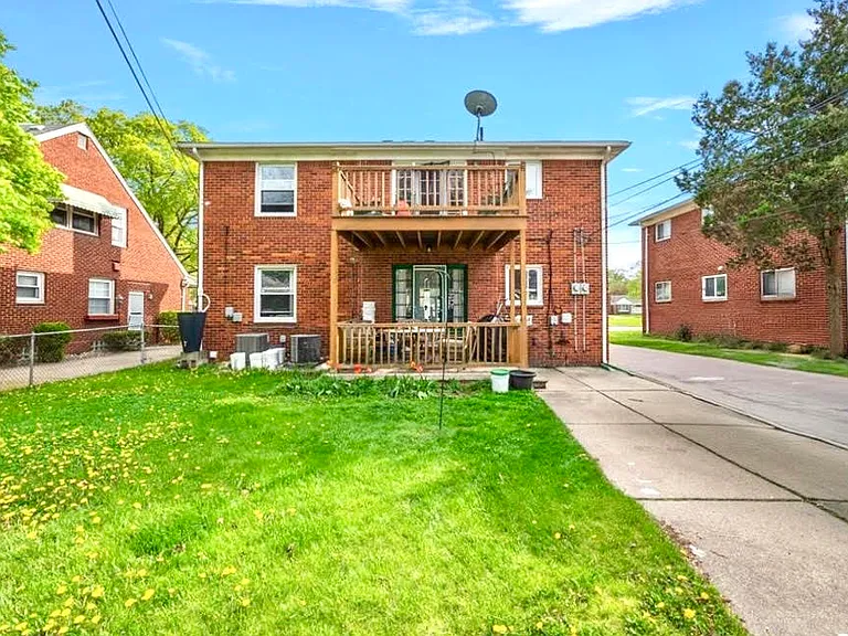 2182 Vernier Rd #2182 — Photo 28