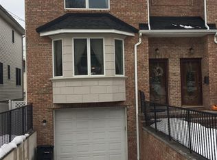 733 Chestnut St #A, Secaucus, NJ 07094