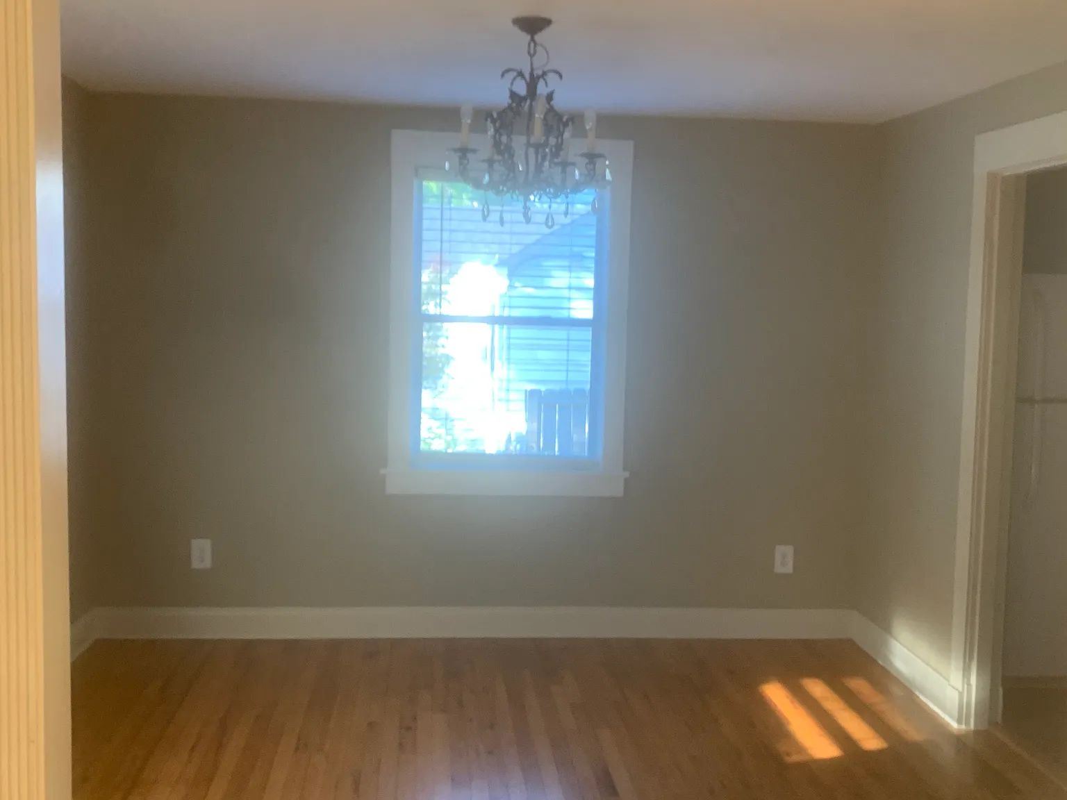 2 bed, 936 sqft, $1,500 — Photo 2