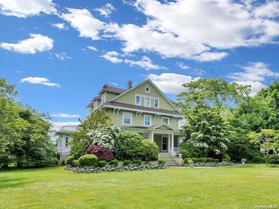 90 Thompson Avenue, Babylon, NY, 11702